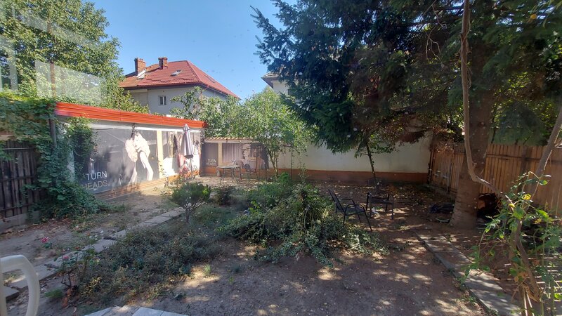 Barbu Vacarescu- Lacul Tei vila 7 camere